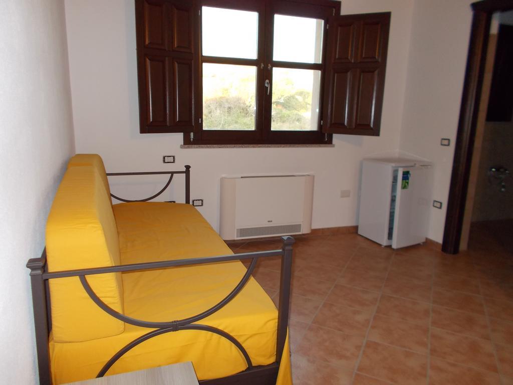 Agriturismo La Fillirea Sant' Antonio di Santadi الغرفة الصورة