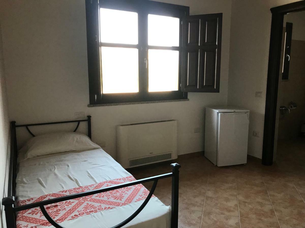 Agriturismo La Fillirea Sant' Antonio di Santadi المظهر الخارجي الصورة